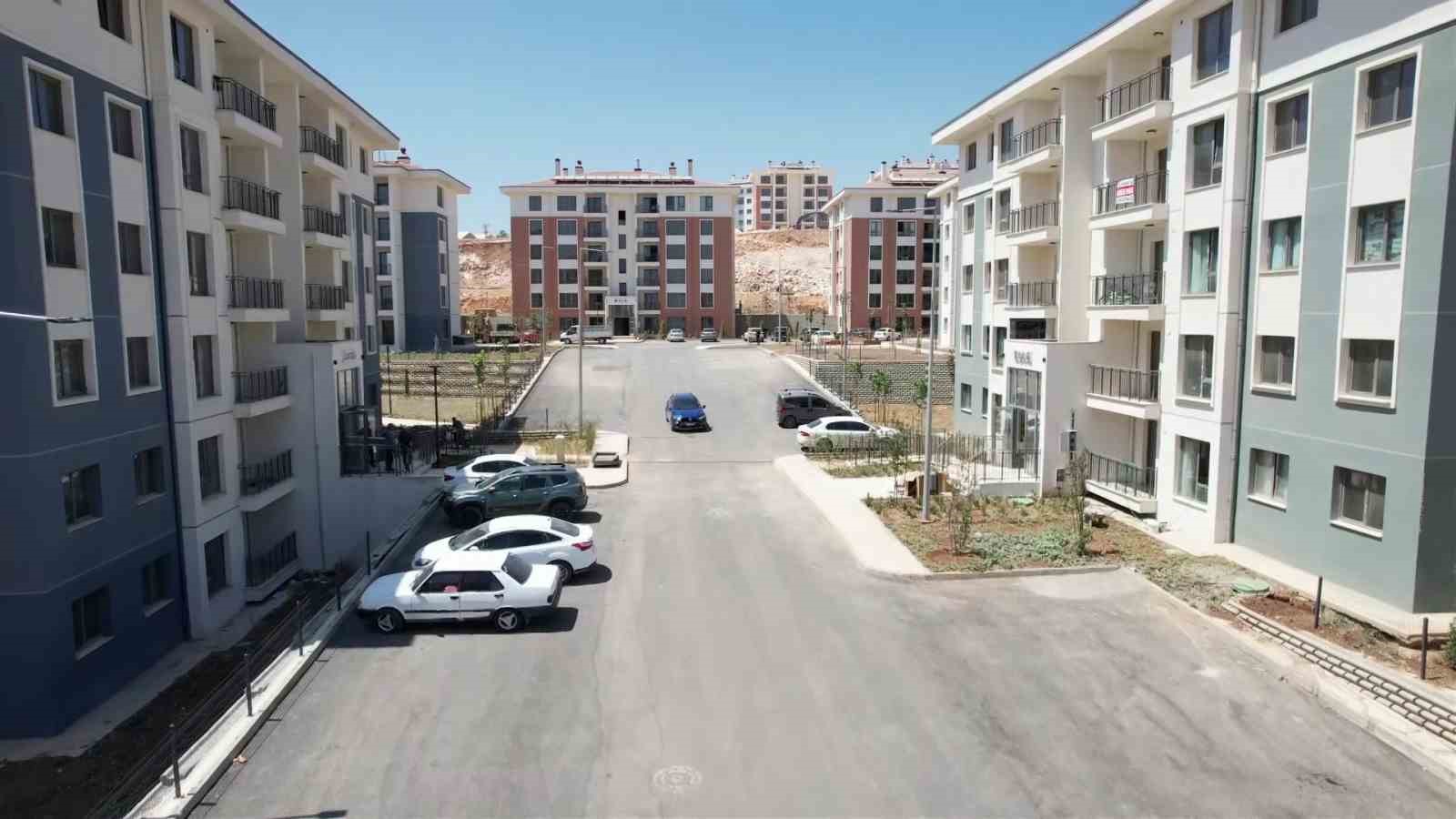 Adıyaman&rsquo;da depremin izleri siliniyor
