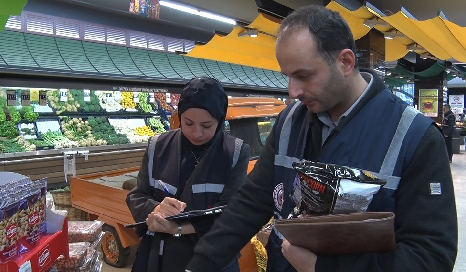 Ticaret Bakanlığı’ndan asgari ücret artışı ve yılbaşı alışverişi kapsamında fahiş fiyat denetimi