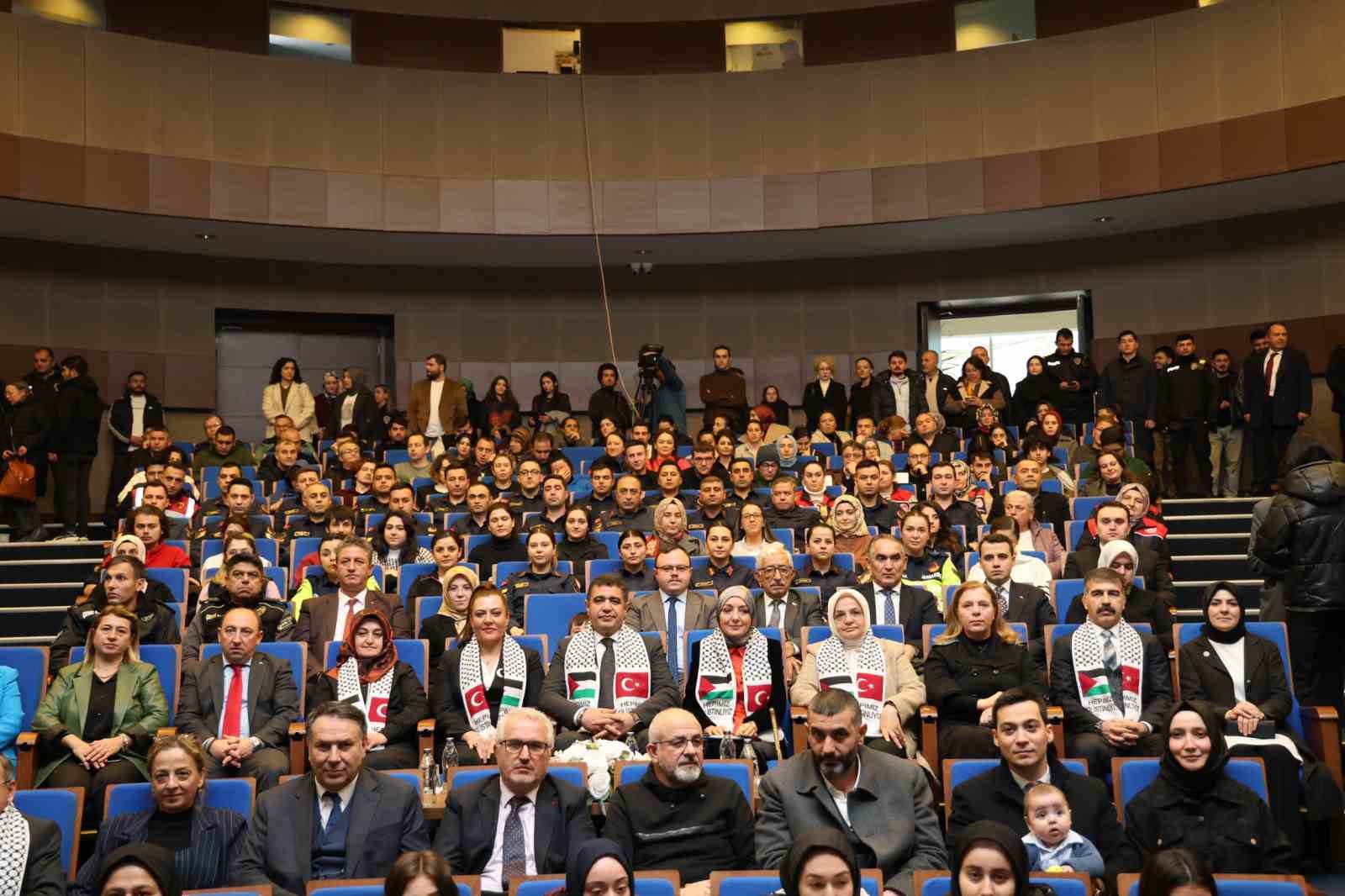 Filistin&rsquo;de kadın olmak
