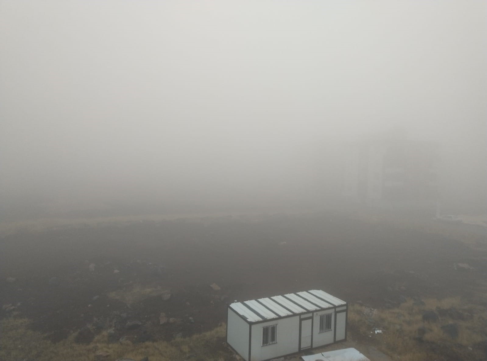 Şanlıurfa&rsquo;da sis bulutu etkili oldu
