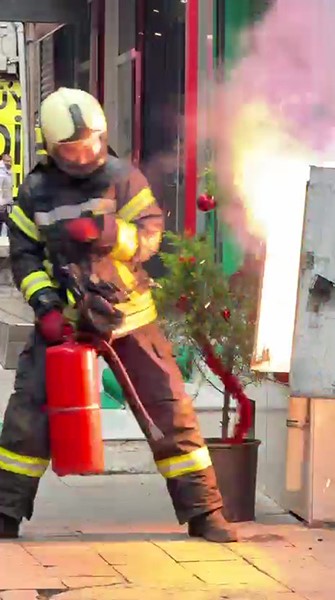 Trafoda çıkan parlama paniğe yol açtı