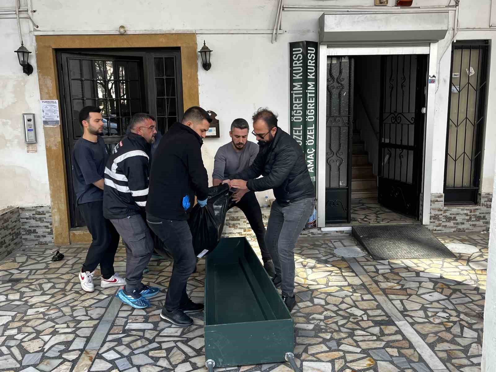 Antalya&rsquo;da yaşlı kadın evinde &ouml;l&uuml; bulundu
