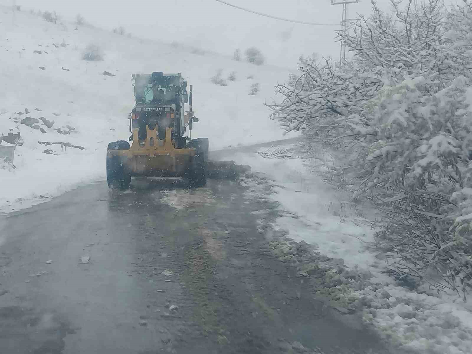 Battalgazi Belediyesi’nden kar yağışına karşı hızlı müdahale