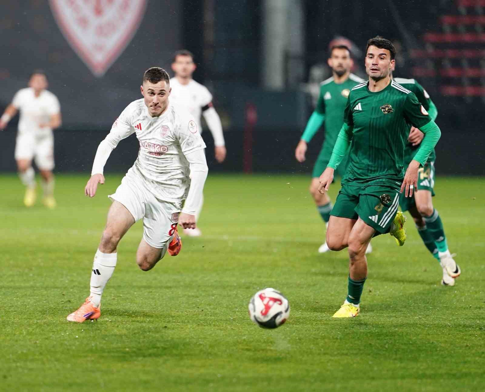 Trendyol 1. Lig: Pendikspor: 0 - Esenler Erokspor: 0