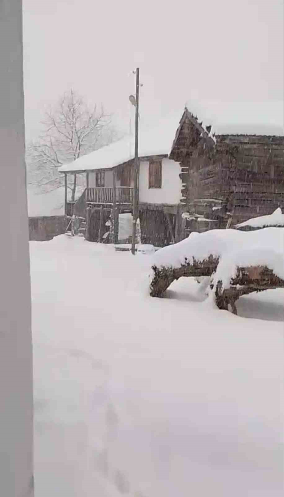 Sinop’ta kar yağışı: Yüksek kesimlerde 30 santime ulaştı
