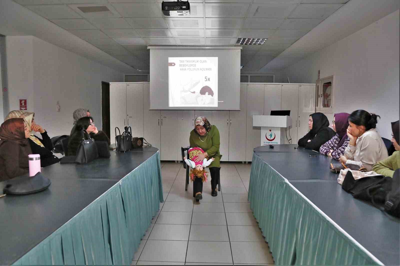 Ankara&rsquo;da &ccedil;ocuk gelişim merkezi eğitimcilerine y&ouml;nelik eğitim programı d&uuml;zenlendi
