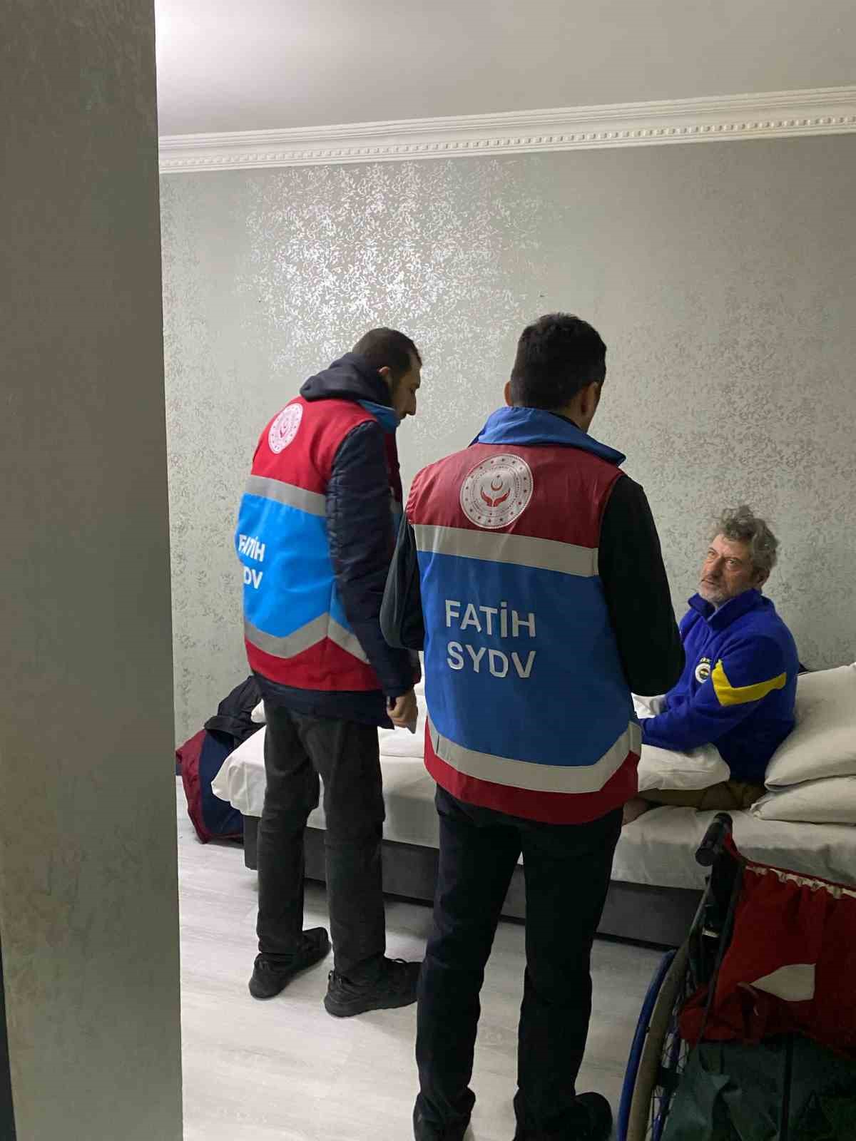 İstanbul&rsquo;da 159 evsiz vatandaş otellere yerleştirildi
