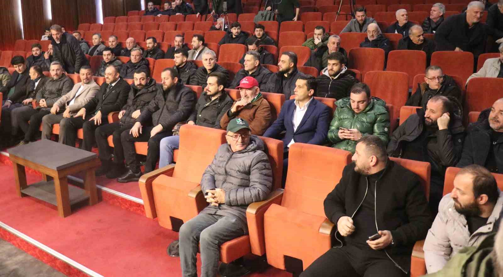 Sakaryaspor&rsquo;da Enes Zengin d&ouml;nemi
