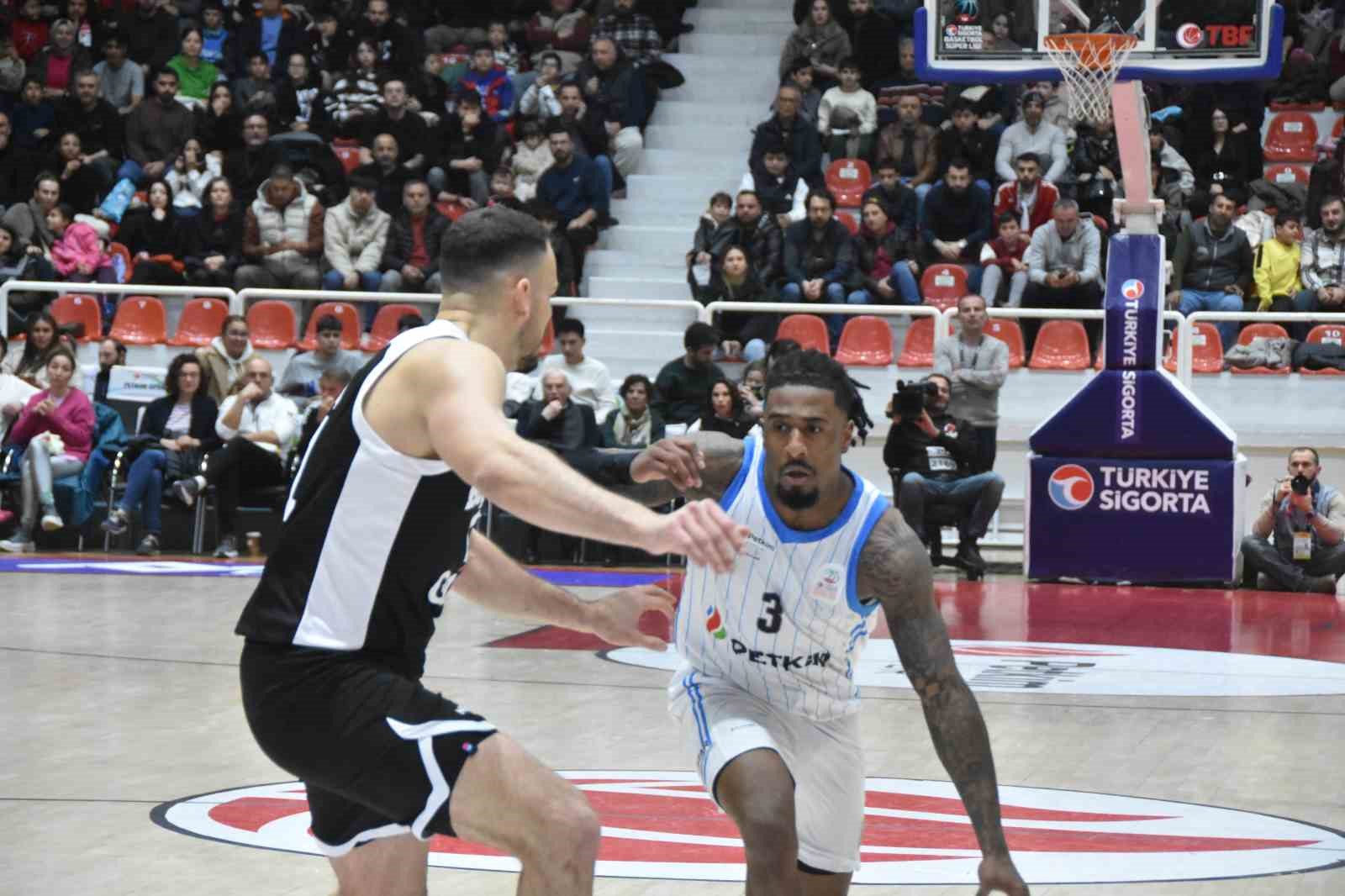 Basketbol Süper Ligi: Aliağa Petkimspor: 72 - Beşiktaş: 75
