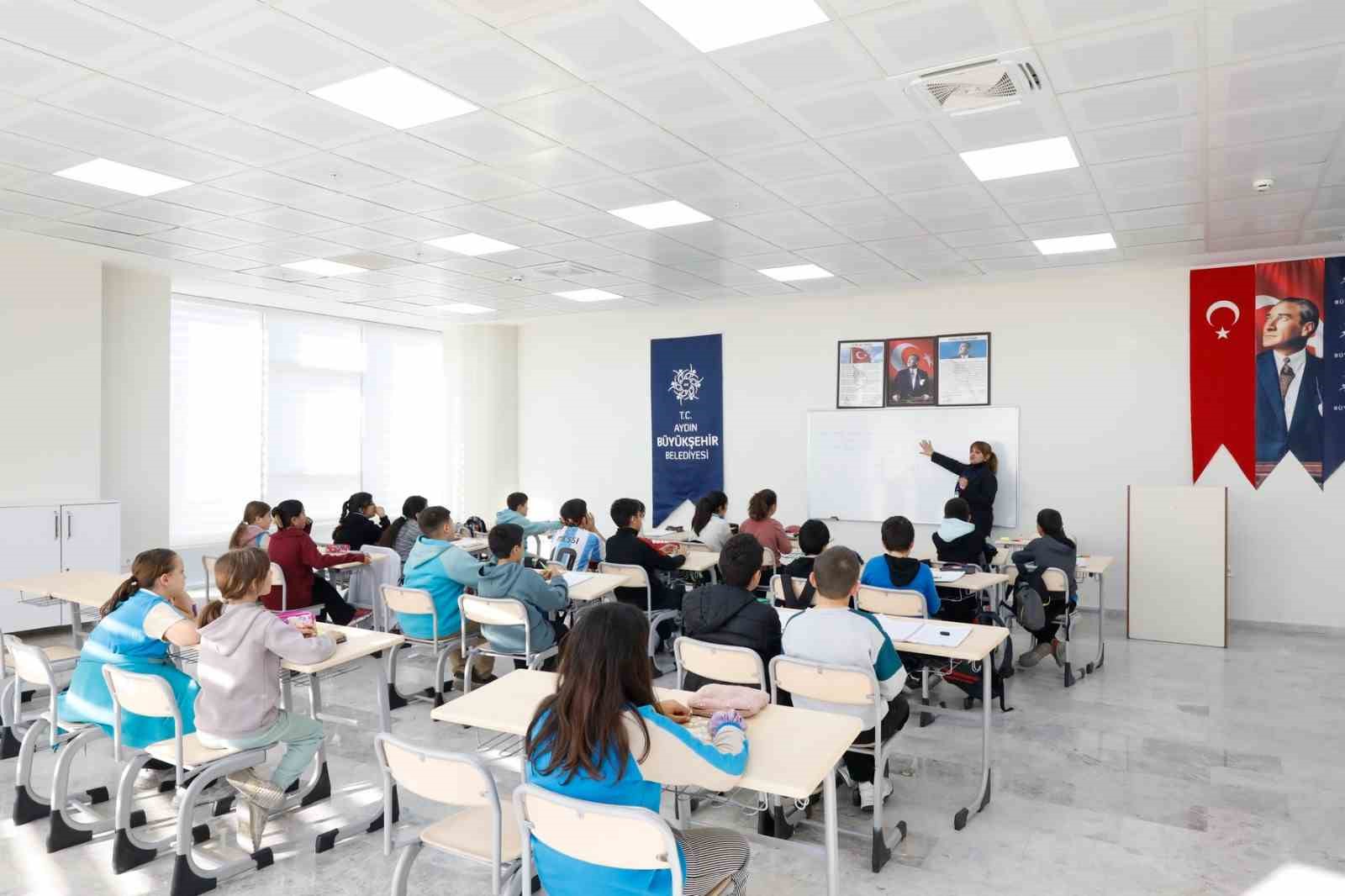 Başkan Çerçioğlu’ndan eğitime tam destek