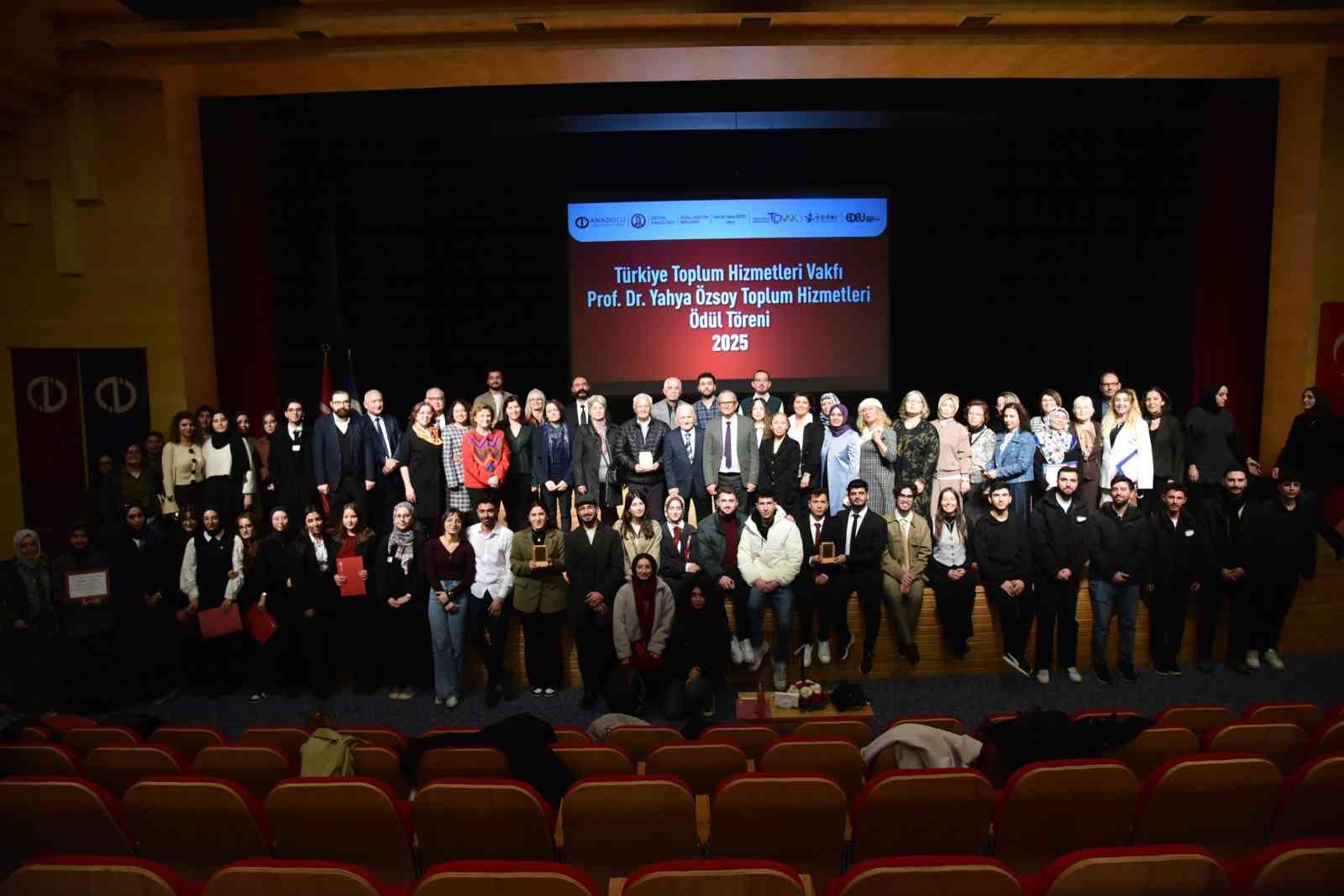 Prof. Dr. Yahya Özsoy Toplum Hizmetleri Ödülleri sahiplerini buldu