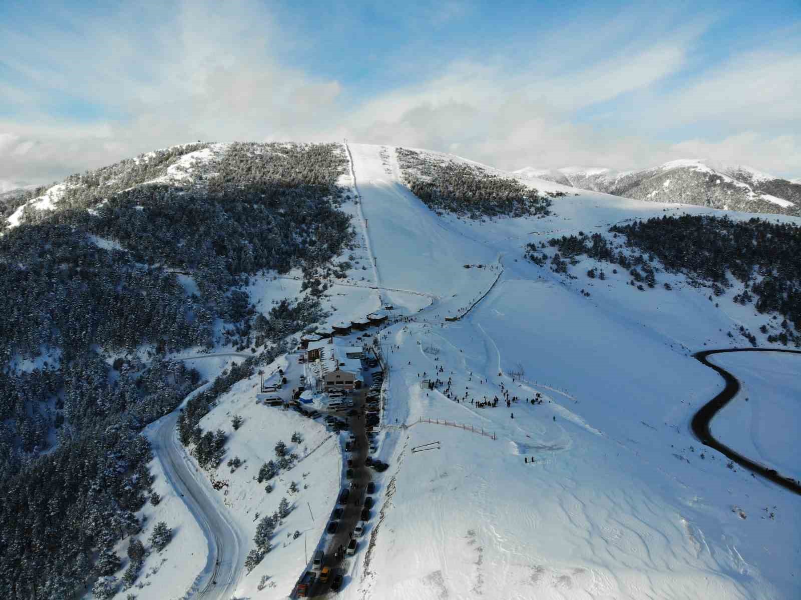Zigana Gümüşkayak’ta hafta sonu yoğunluğu yaşandı