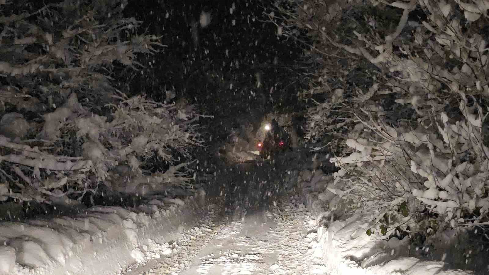 Karda mahsur kalan vatandaş kurtarıldı
