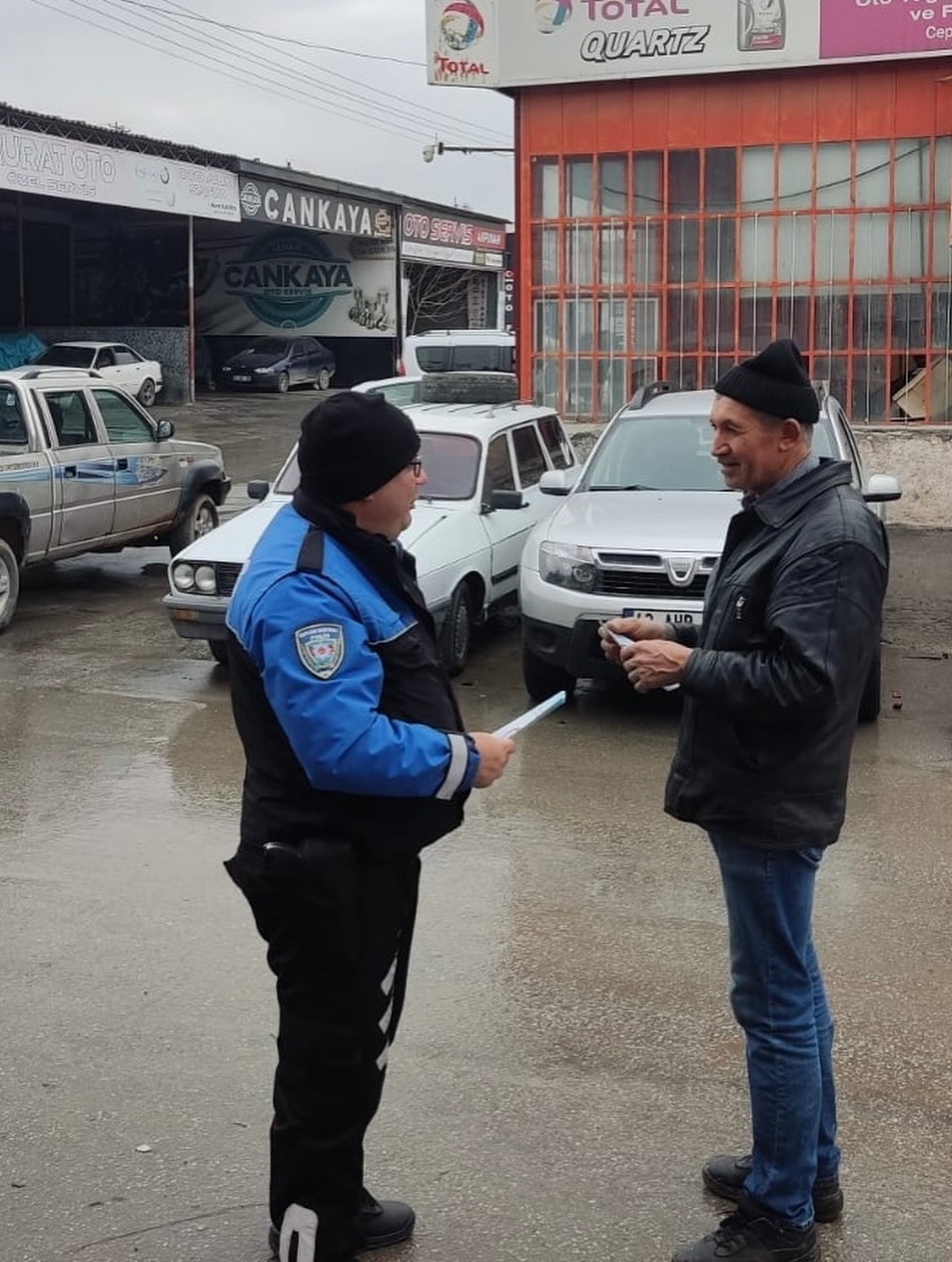 Kütahya Emniyeti’nden dolandırıcılık ve hırsızlığa karşı bilgilendirme çalışması