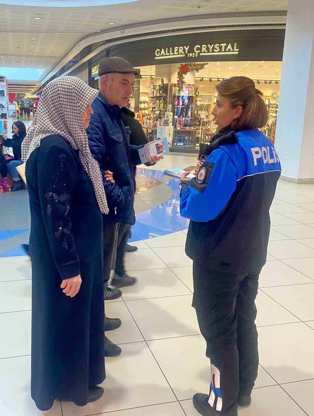 K&uuml;tahya Emniyeti&rsquo;nden dolandırıcılık ve hırsızlığa karşı bilgilendirme &ccedil;alışması
