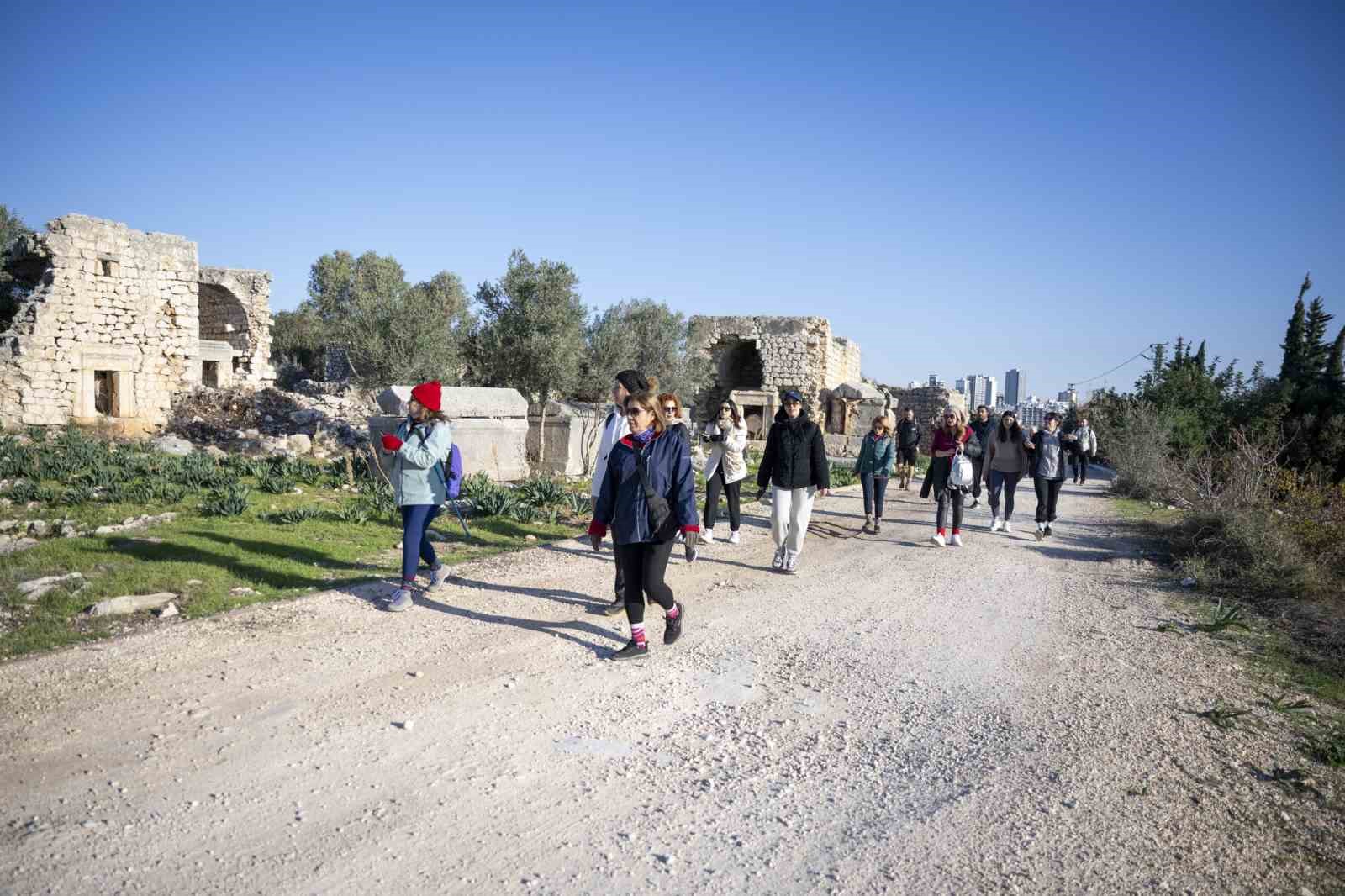 Tarihi Kilikya Yolu yürüyüşü doğa ve tarih tutkunlarını buluşturdu