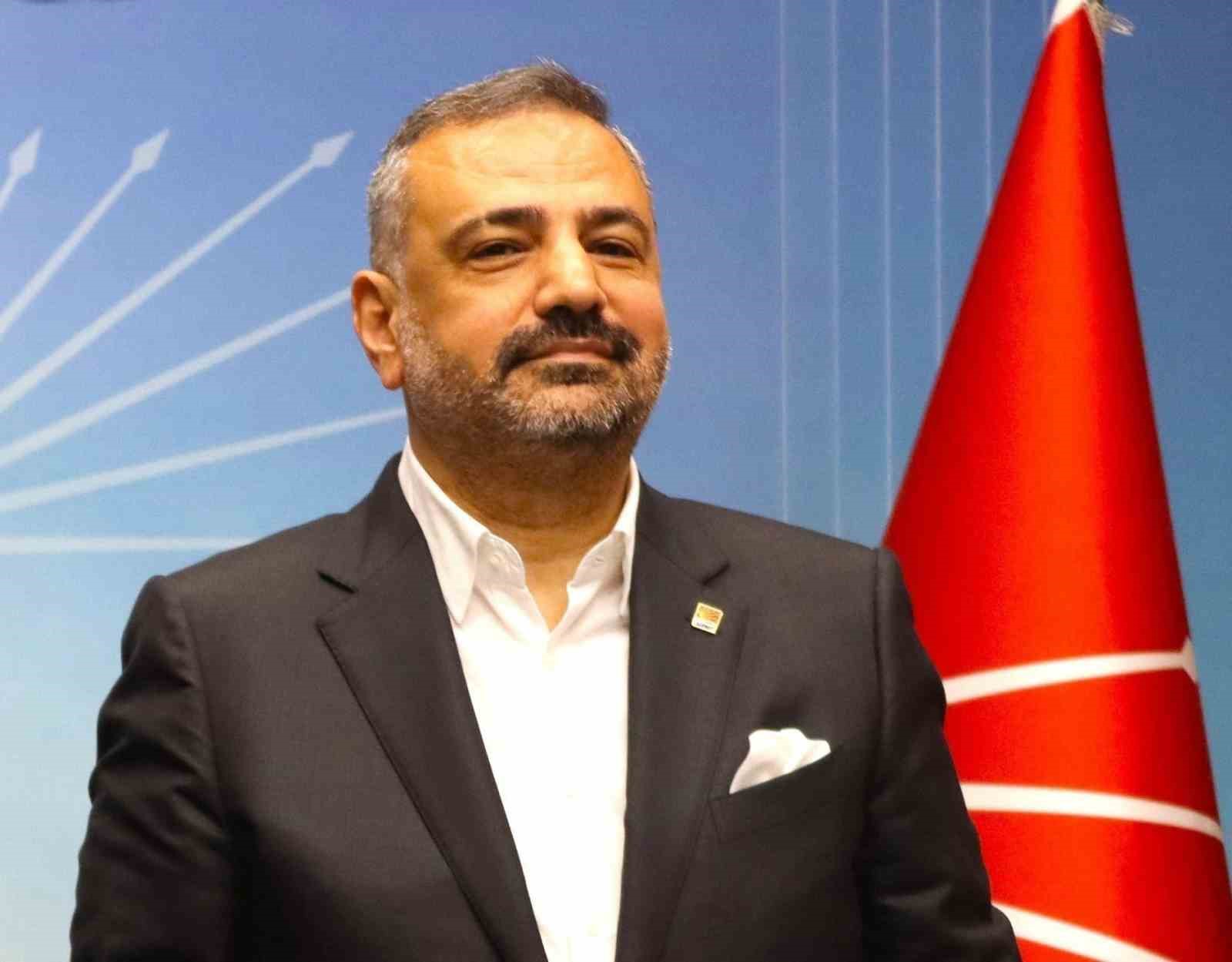 İzmir’de zimmet soruşturmasında gözaltına alınan 9 şüpheli adliyede