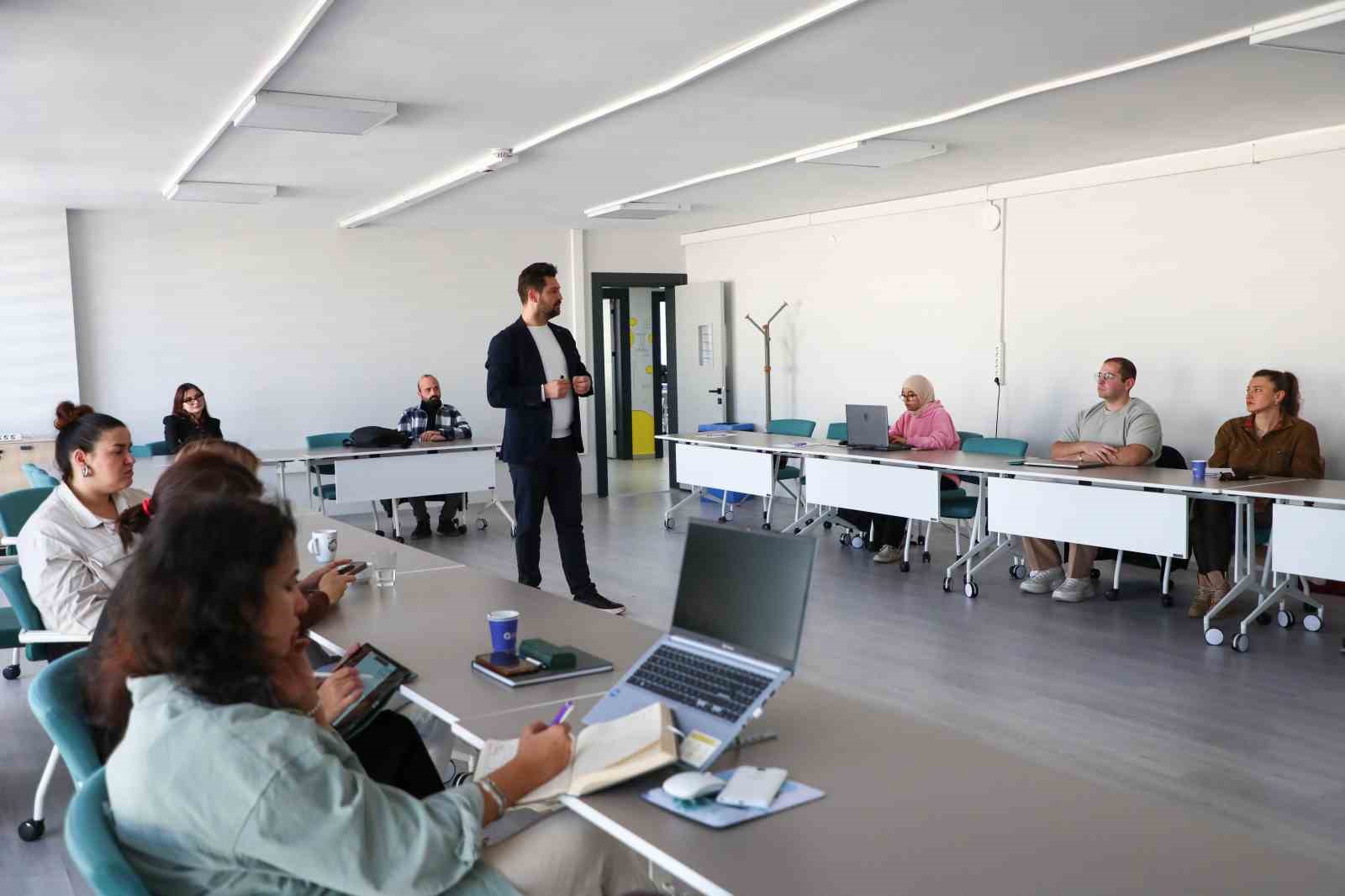 HUB Antalya Girişimcilik Merkezi&rsquo;nden girişimciliğe tam destek
