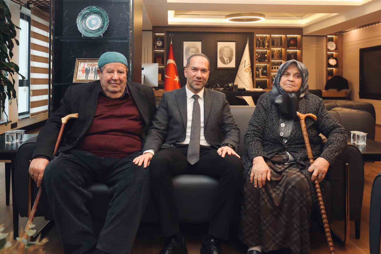 Niğde İmam Hatip Merkez Camii’ne 4 milyon 500 bin liralık bağış