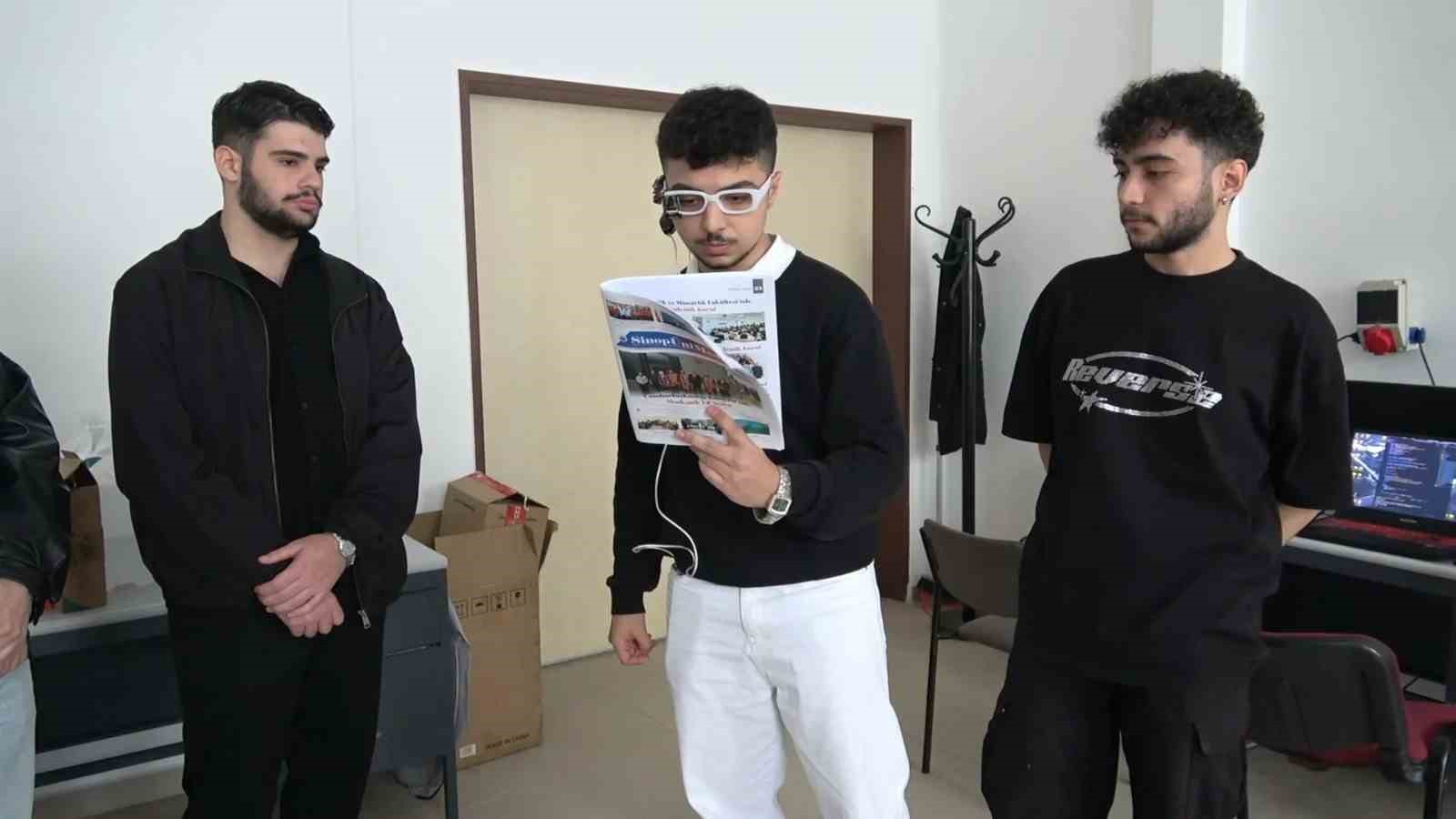 Üniversite öğrencilerinden görme engellilere teknolojik destek