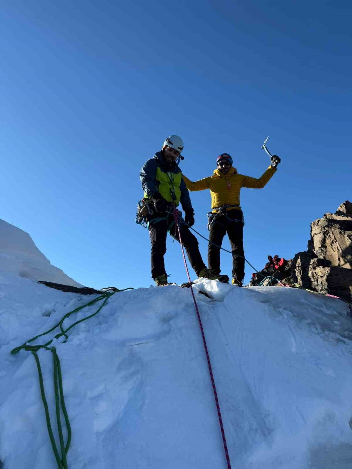 Iğdır&rsquo;da dağcılıkta tarihi adım
