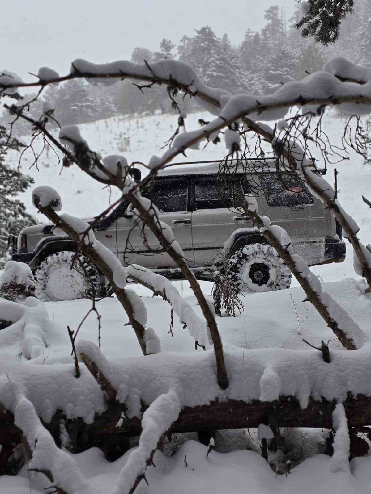 Çankırı’nın yüksek kesimlerinde kar yağışı etkili oluyor