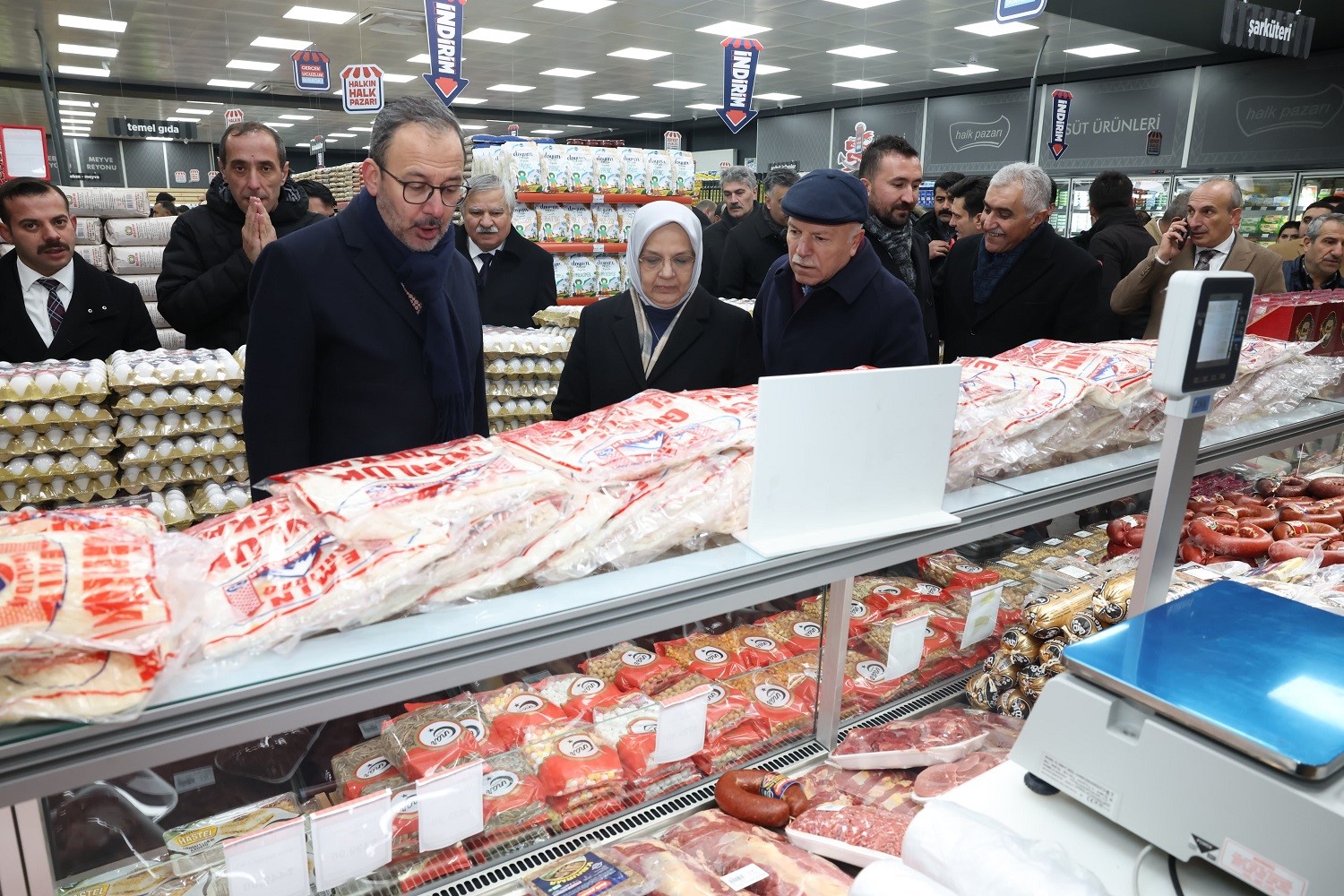 B&uuml;y&uuml;kşehir&rsquo;in yatırım seferberliği devam ediyor
