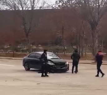 İhlas Haber Ajansı tarafından kameraya alınan bir kaza görüntüsü.