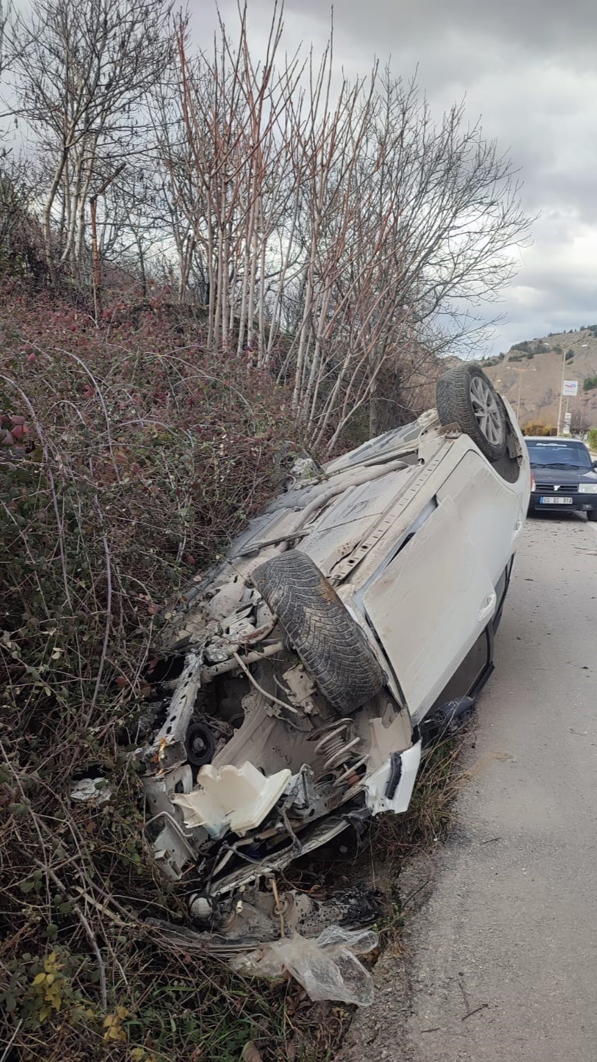 Otomobil takla attı: 1 yaralı
