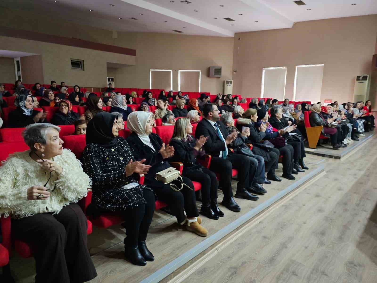 G&ouml;lc&uuml;k&rsquo;te "idrar ve gaita ka&ccedil;ırma" sorunlarına ameliyatsız &ccedil;&ouml;z&uuml;m y&ouml;ntemleri anlatıldı
