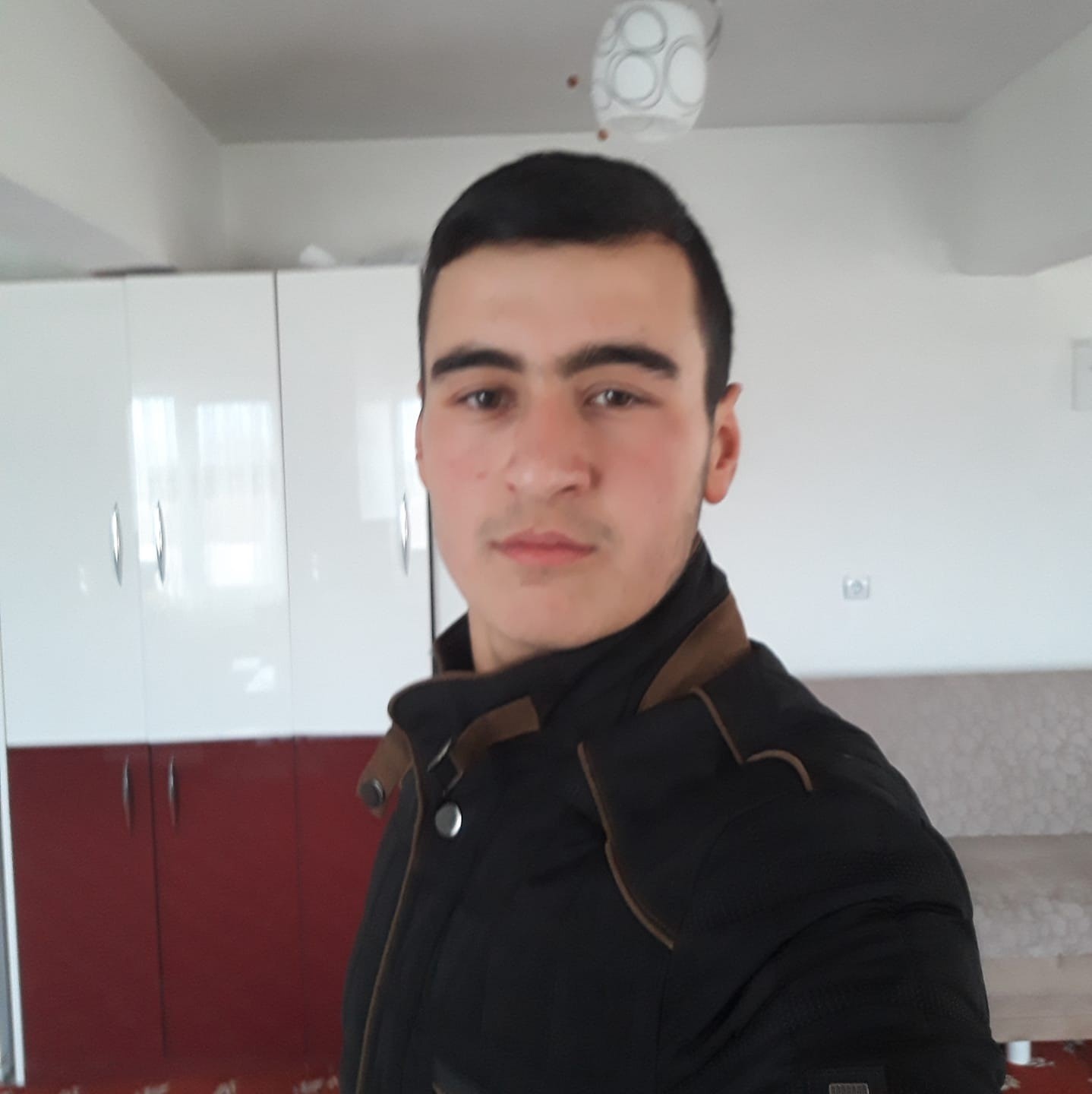 Denizli’de yem kırma makinesinde çalışma yapan 26 yaşındaki genç şafta takılması sonucu öldü