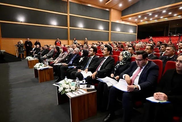 Engelli bireylerin sorunları Erzurum&rsquo;da konuşuldu
