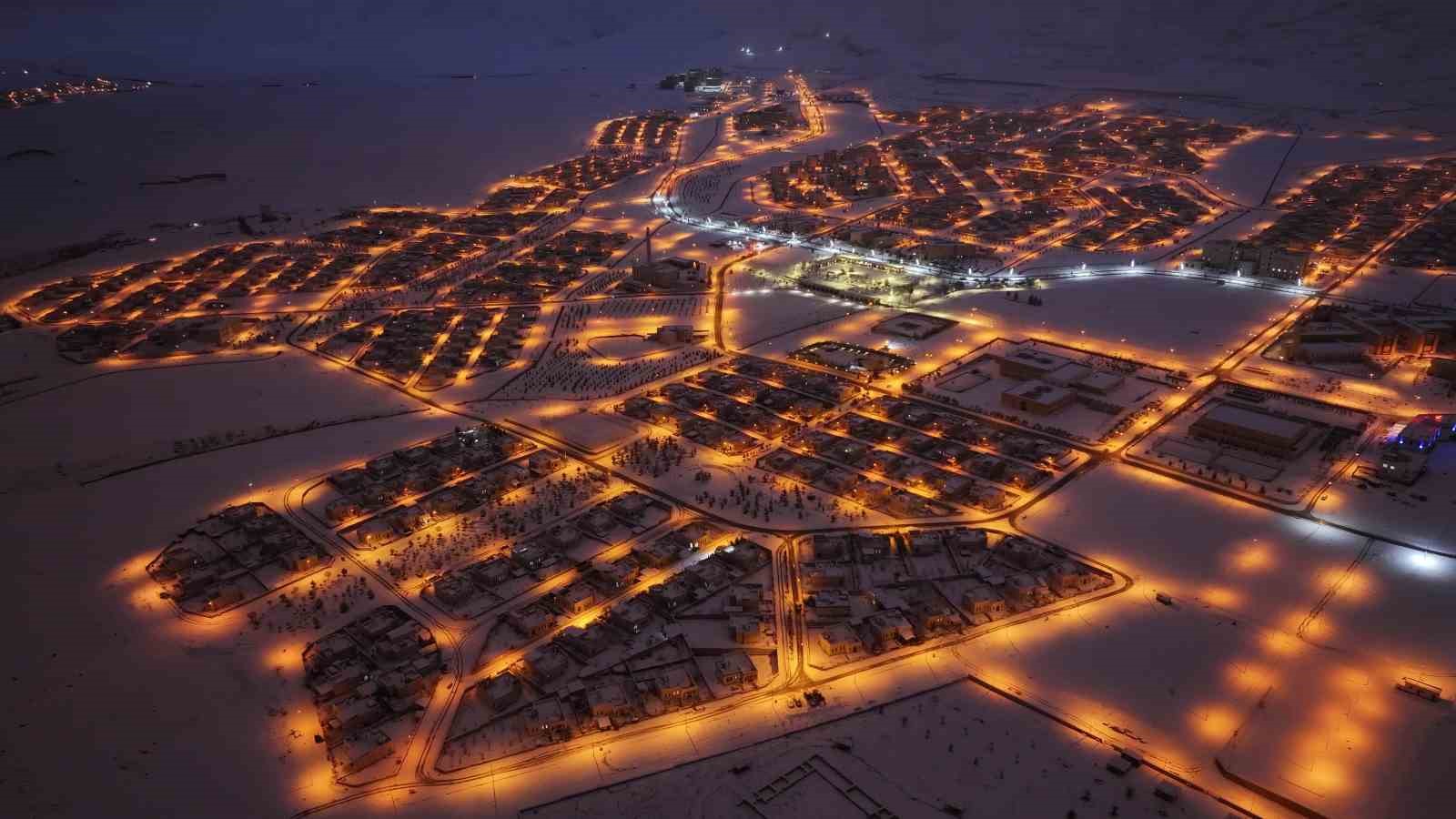 Tarihi Hasankeyf’te masalsı kar manzaraları