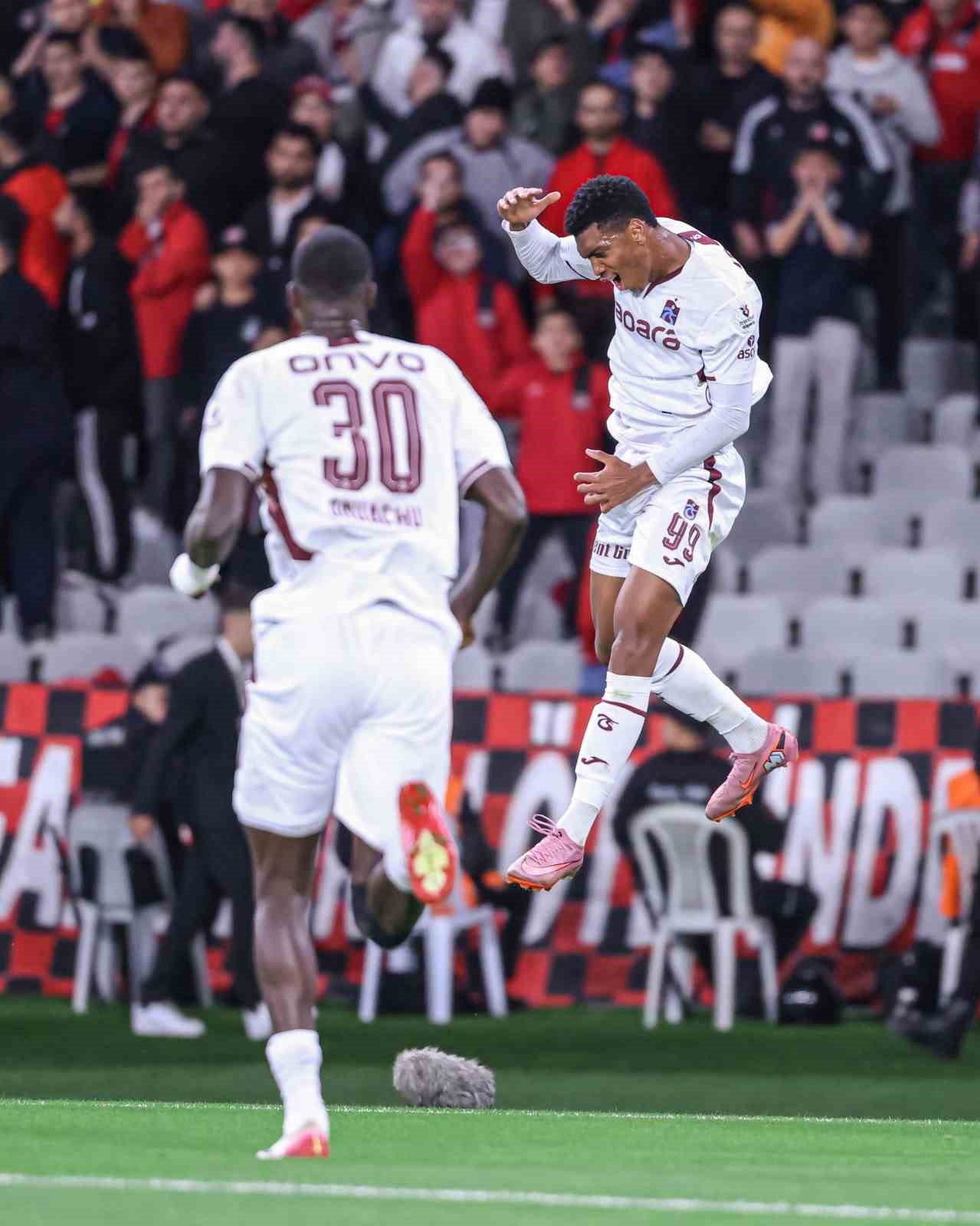 Süper Lig’in en verimli hücum hattı Trabzonspor’da
