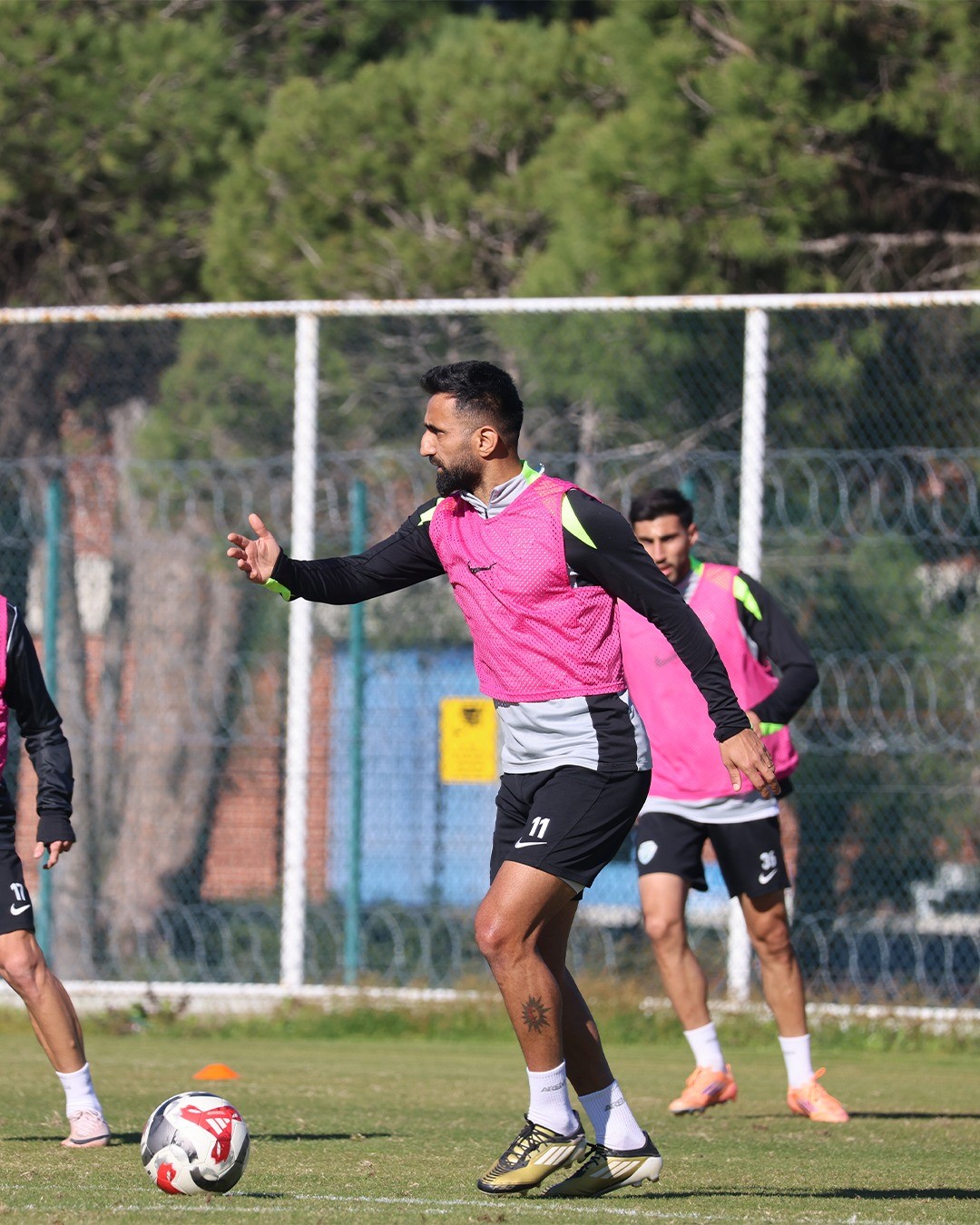 Aliağa FK, Gökhan Karadeniz’in peşinde