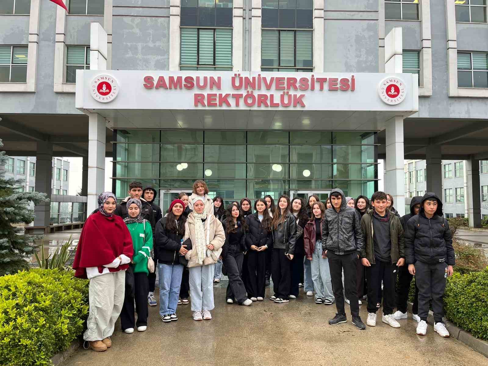 Samsun’da kariyer odaklı eğitimler sürüyor