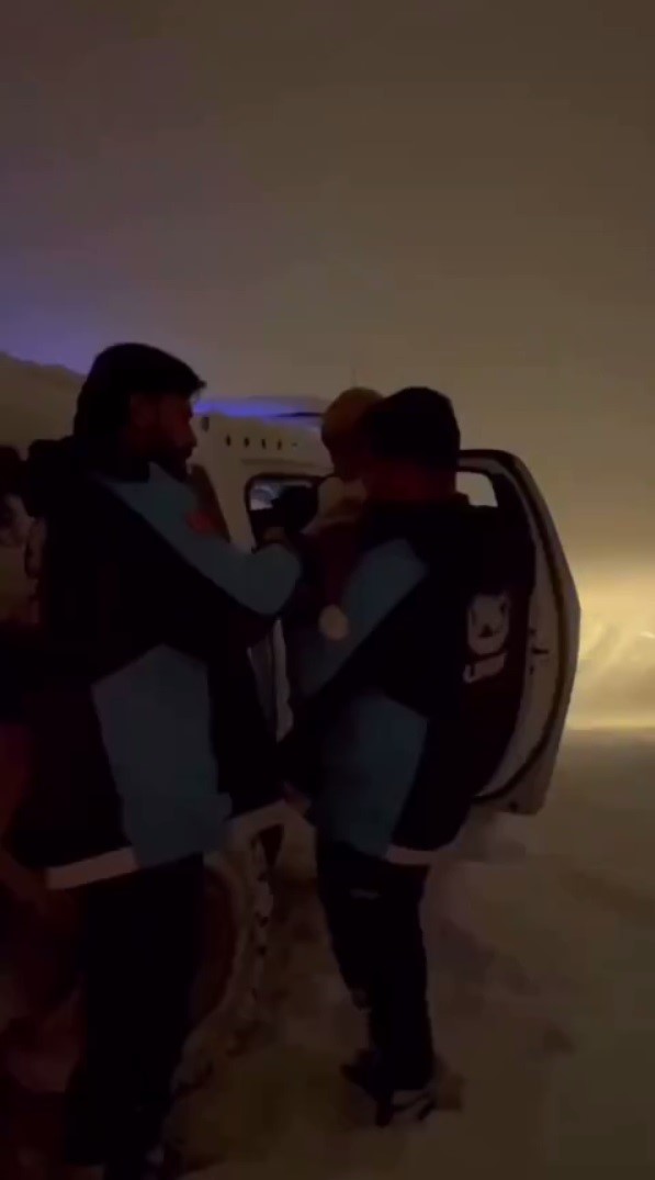 Şırnak&rsquo;ta UMKE zamanla yarıştı
