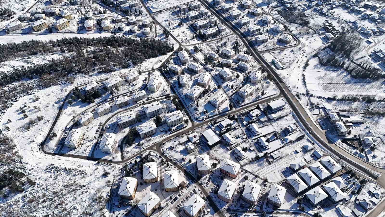 D&uuml;zce&rsquo;nin "dronlu muhtarı" iş başında
