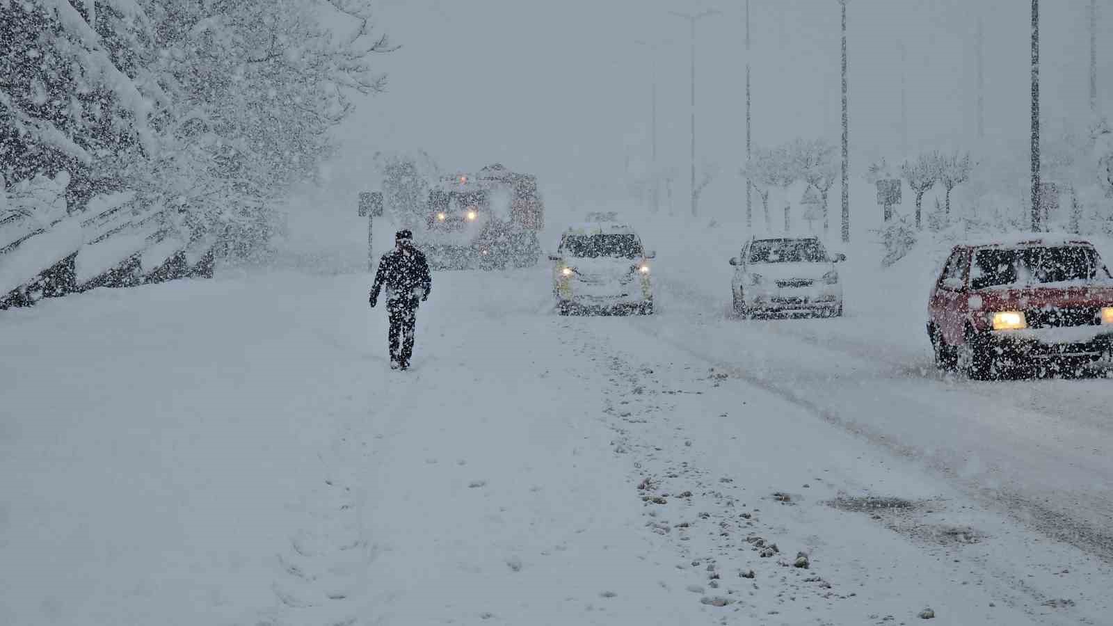 Karabük’te kar tatili uzadı
