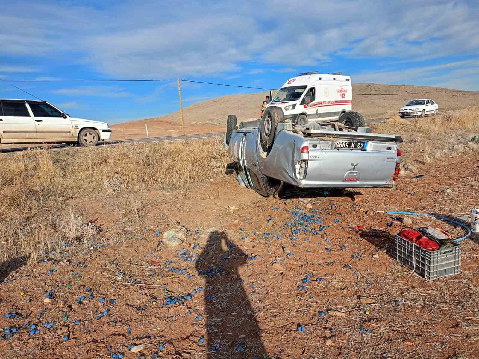Kulu&rsquo;da belediye aracı takla attı, 3 personel yaralandı
