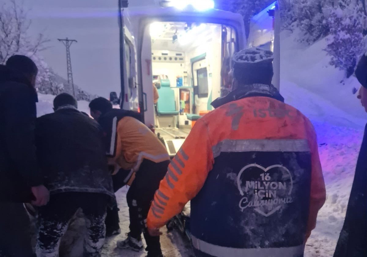 Kar esareti &ouml;zel idare ekiplerinin &ccedil;alışmasıyla sona erdi
