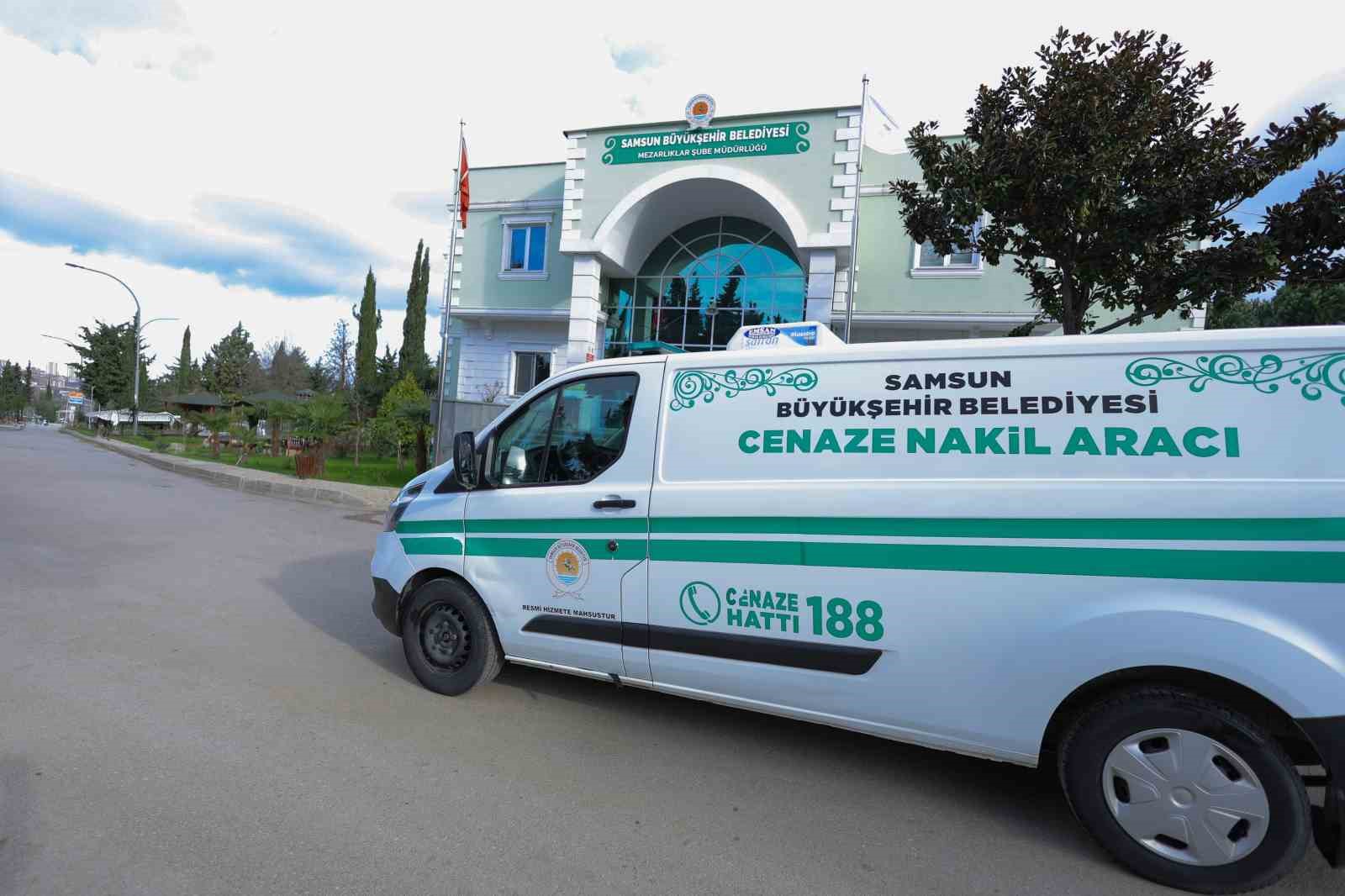 Zor g&uuml;nlerde belediye desteği: 6 bin 338 defin hizmeti
