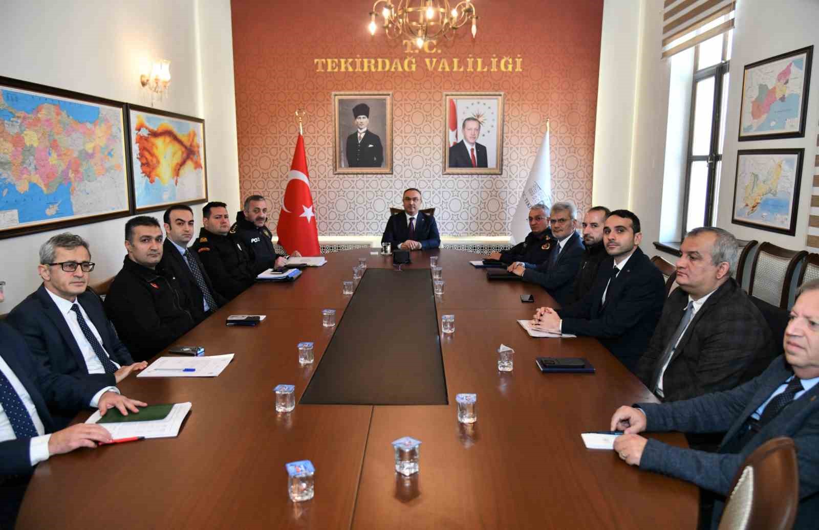 Tekirdağ’da yılbaşı tedbirleri: 2 bin 816 personel görev başında olacak