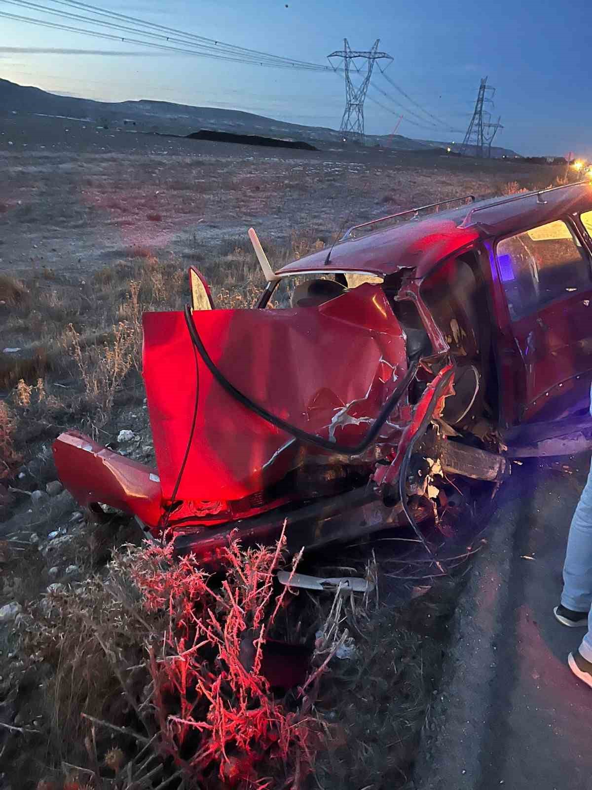 Tır ile otomobil çarpıştı: 1 yaralı