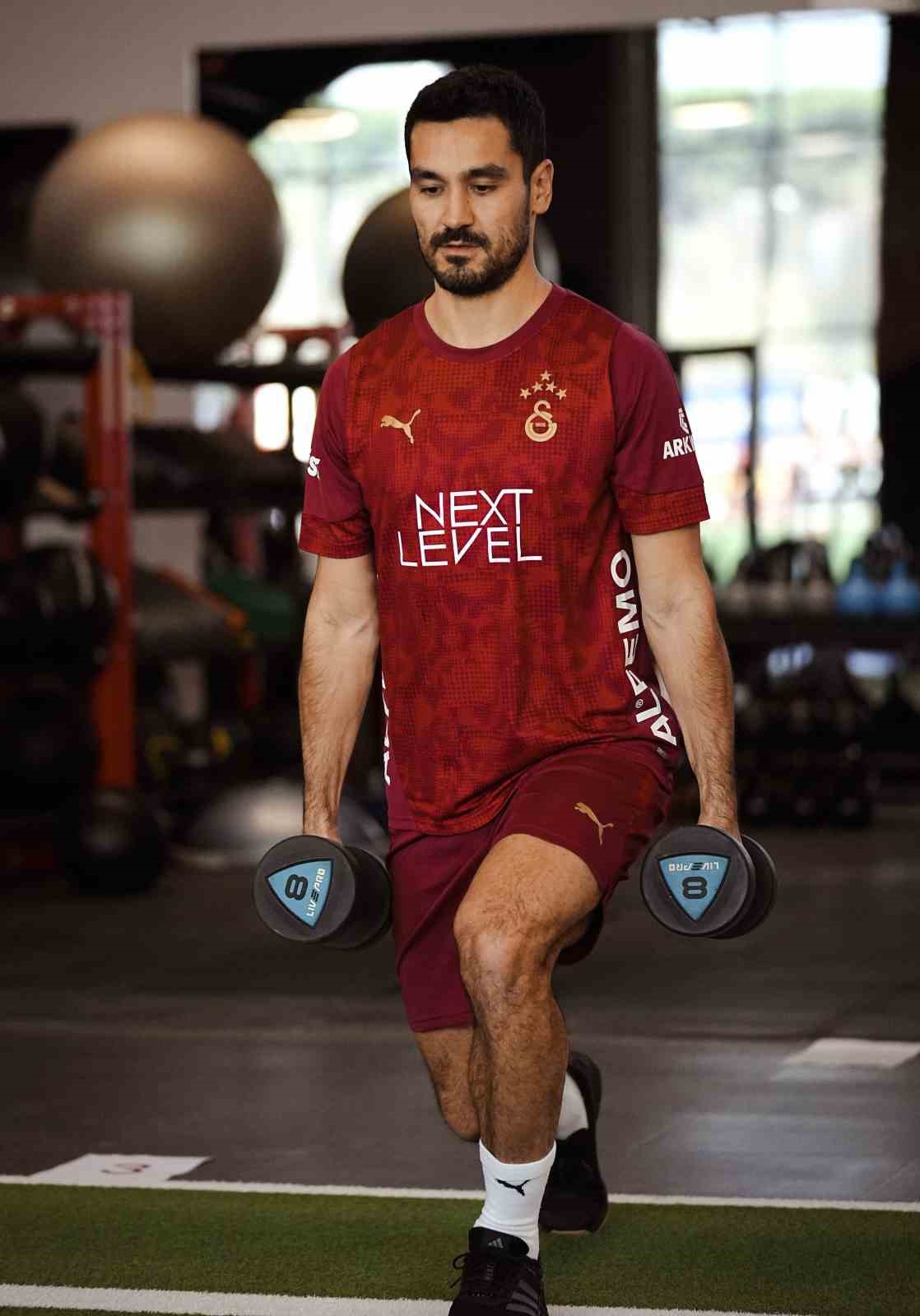 Galatasaray, Trabzonspor maçı hazırlıklarını sürdürdü
