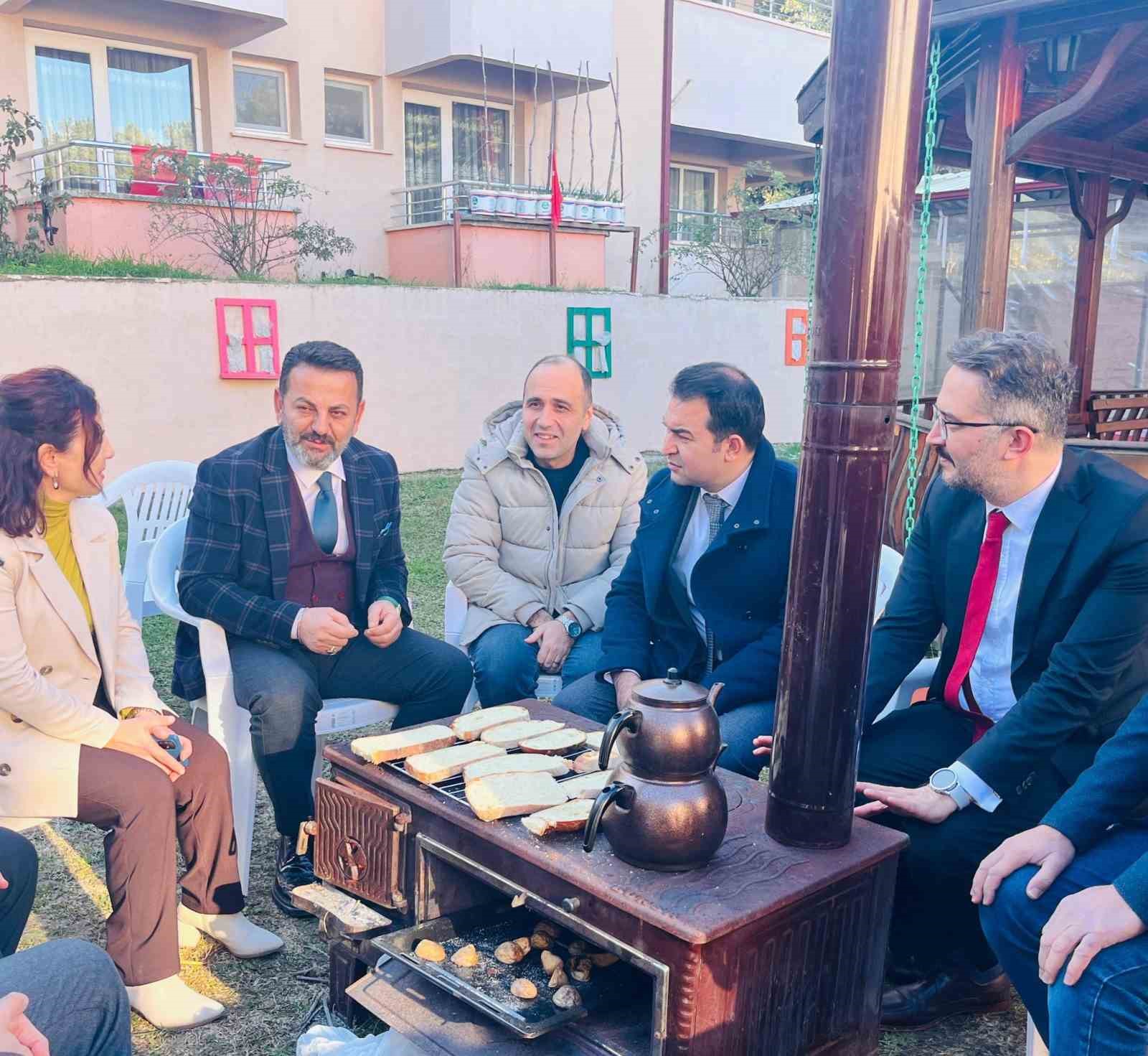 Bilecik’te huzurevinde ’Salçalı ekmek’ etkinliği