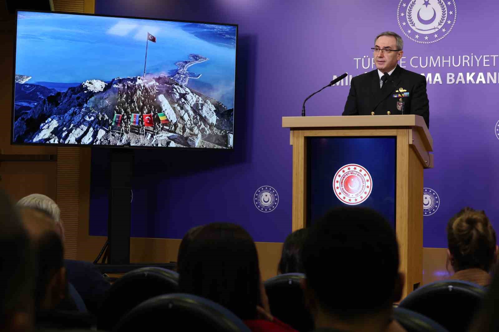 MSB: "Suriye h&uuml;k&uuml;meti birlik ve b&uuml;t&uuml;nl&uuml;ğ&uuml; i&ccedil;in bir inisiyatif almaya karar verirse T&uuml;rkiye ona destek olacaktır"
