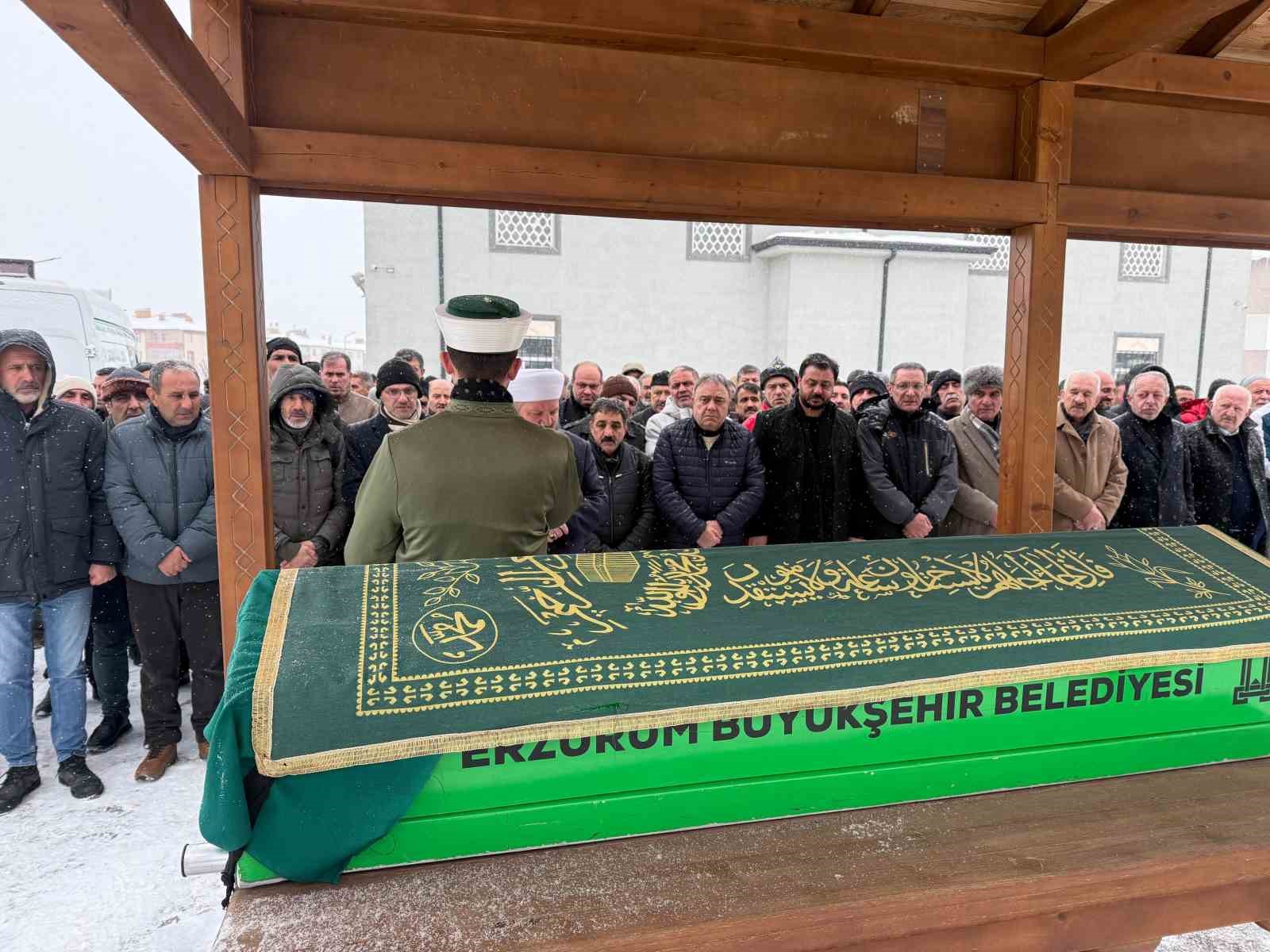 Karaca ve Aydın ailelerinin acı g&uuml;n&uuml;
