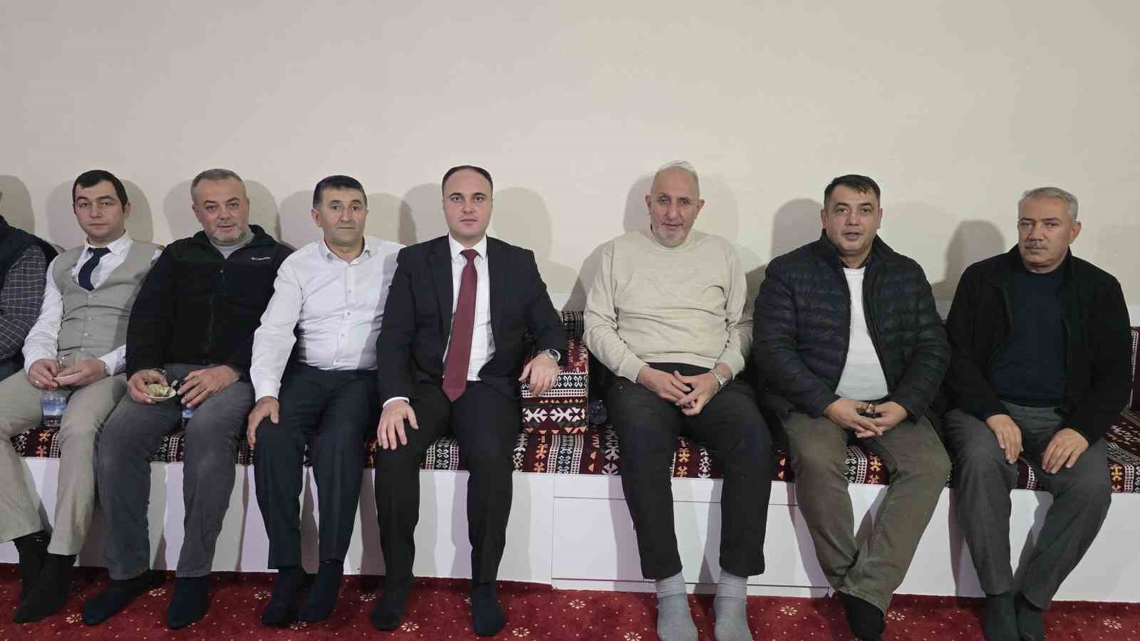 Muhtarlar Abaş köyünde buluştu