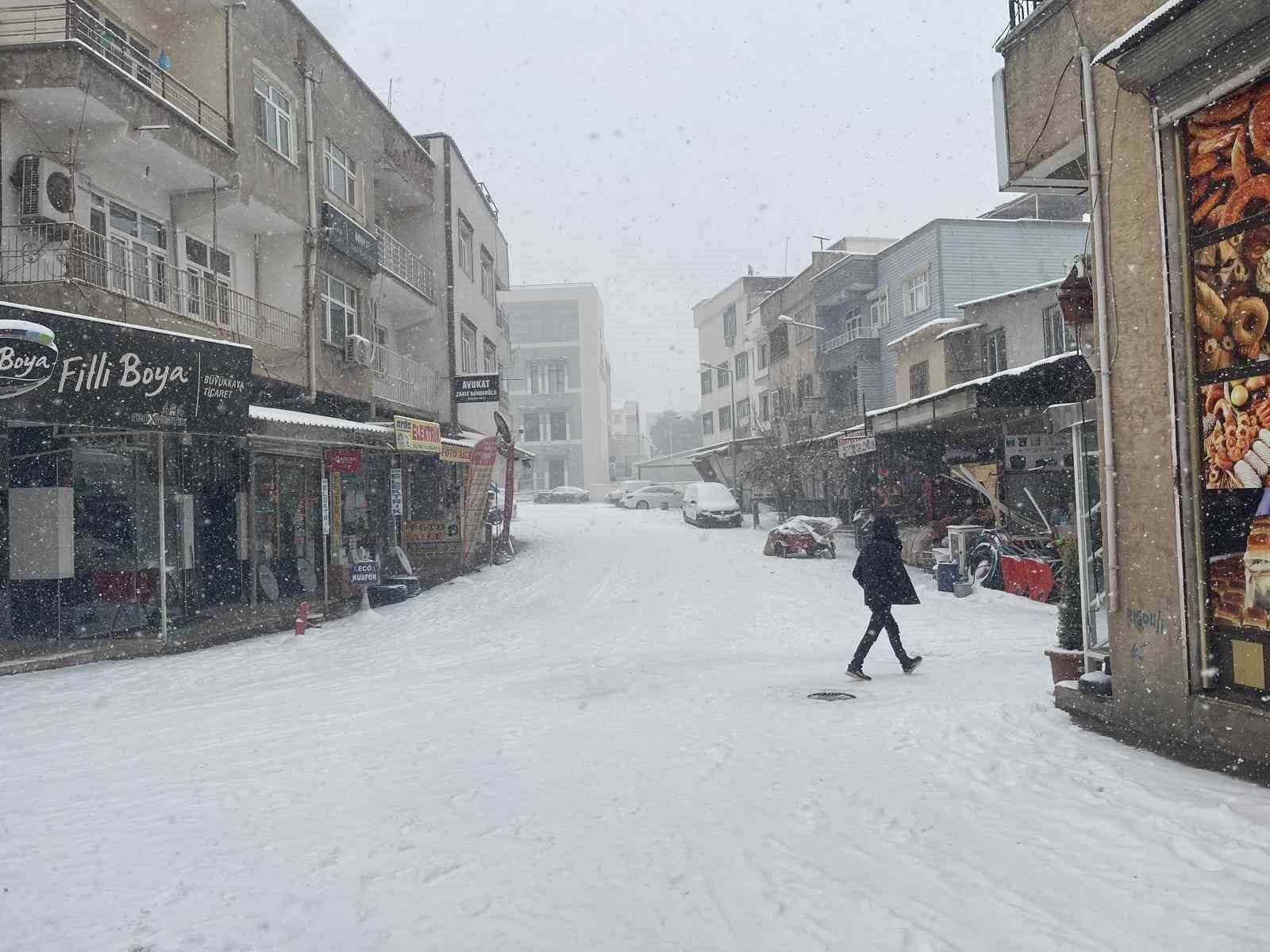 &Ccedil;ermik&rsquo;te kar esareti
